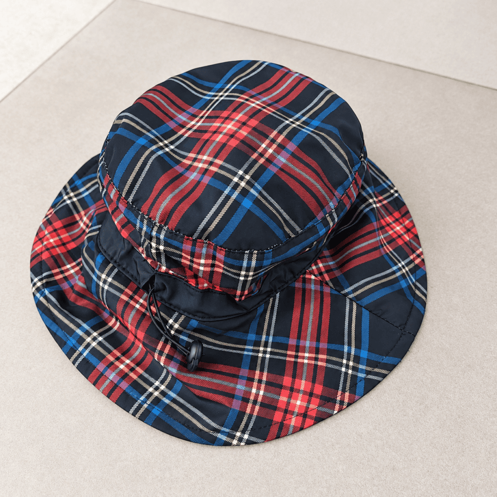 cappello a secchiello scozzese a quadri