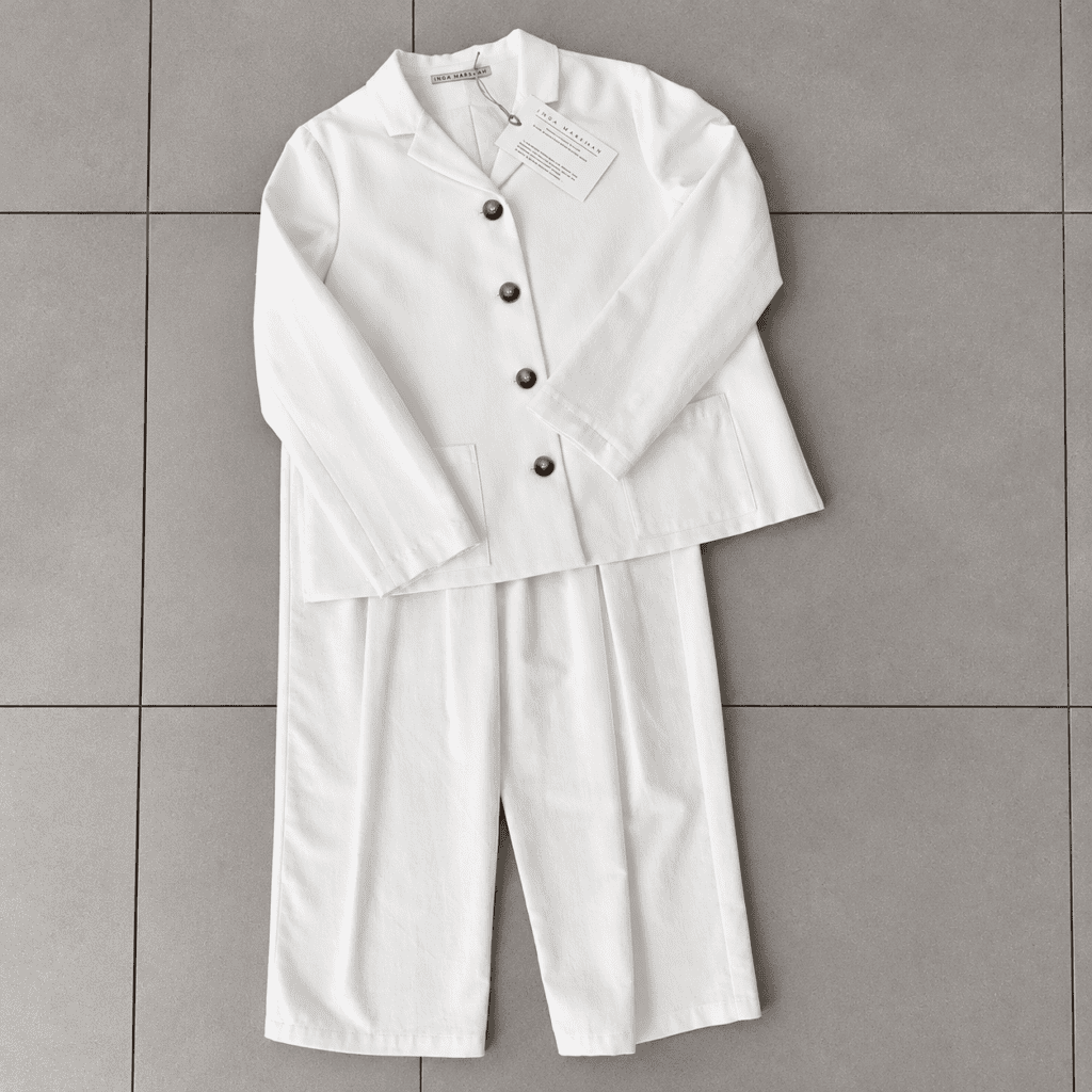 completo bianco inga marshan su piastrelle